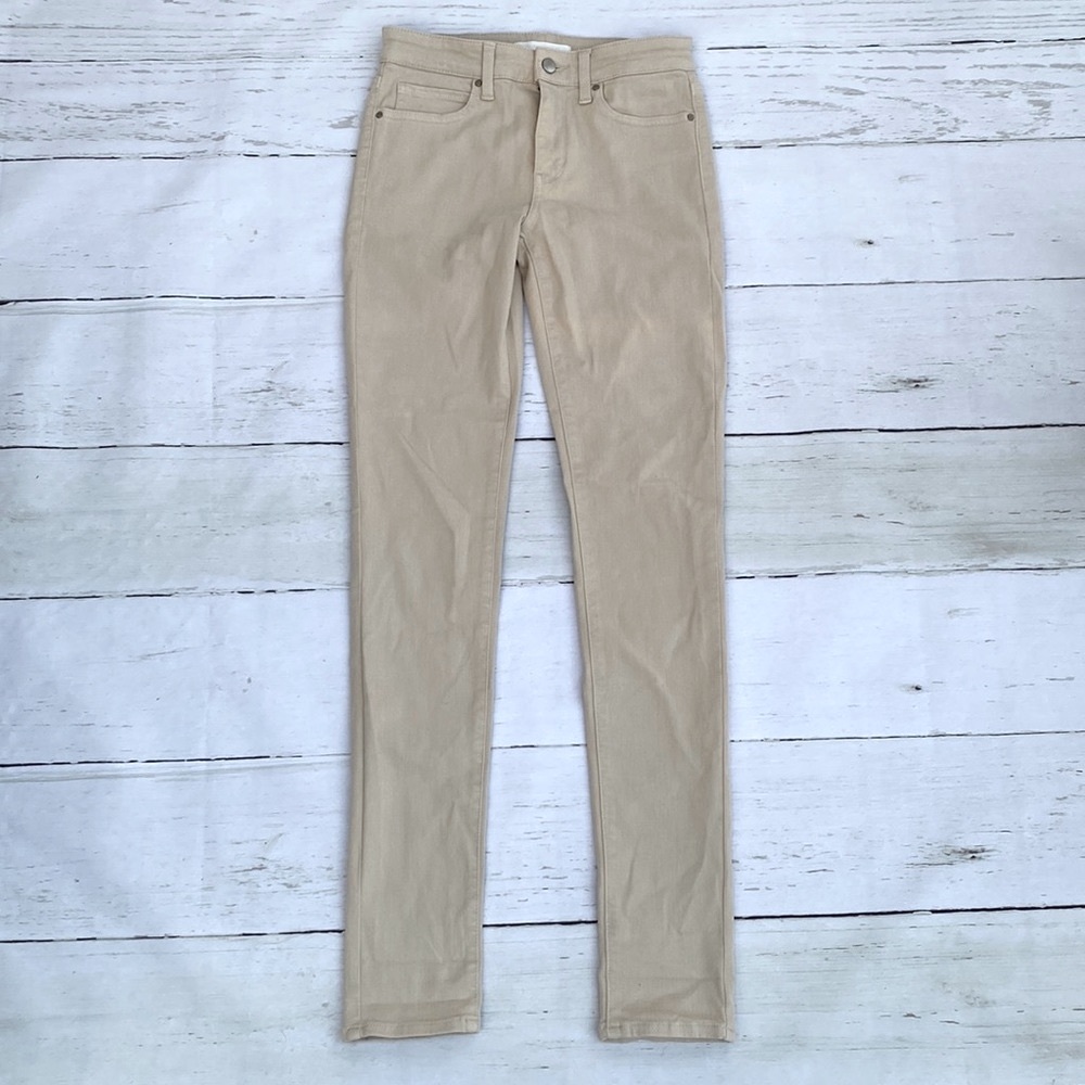 ⭐️ 2/$25 ⭐️ Uniqlo jeans